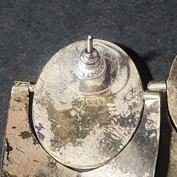 Vintage African Mask Abalone & Sterling Silver Post Earrings - Picture 4 of 7